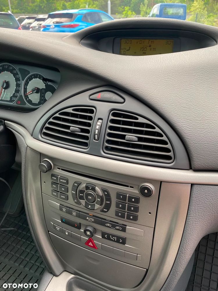 Citroën C5 II 1.8i 16V - 12