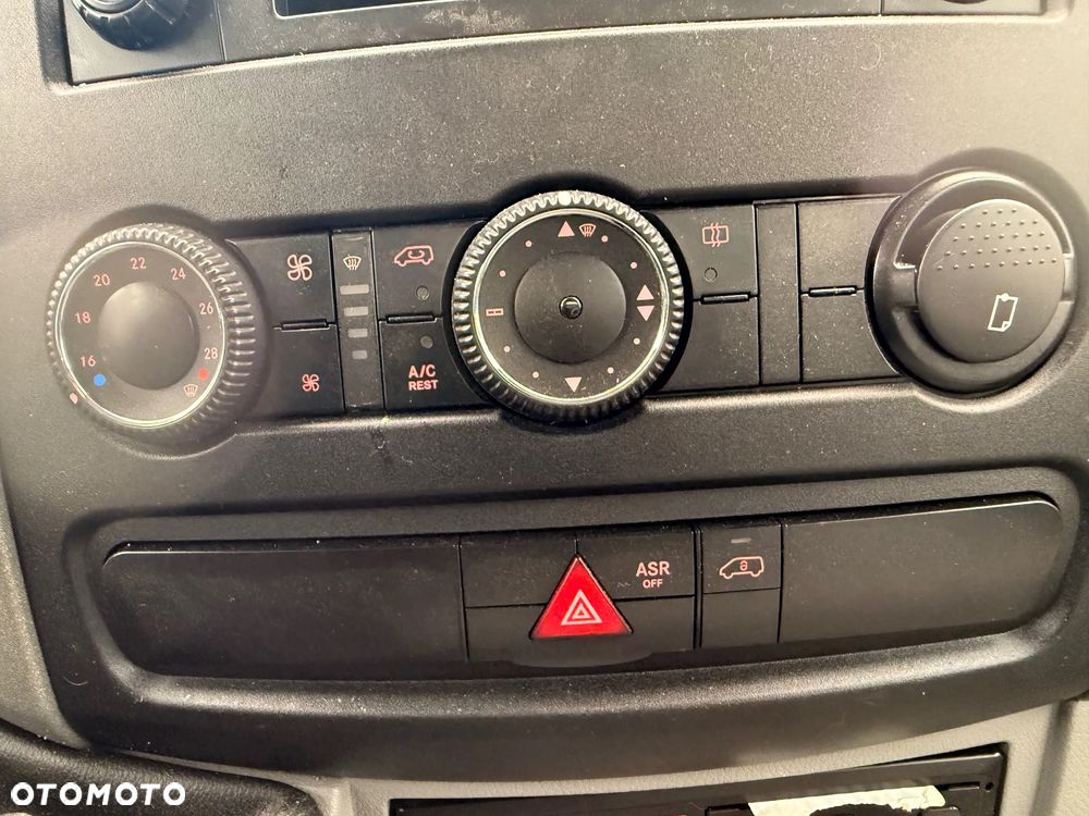 Volkswagen Crafter - 23