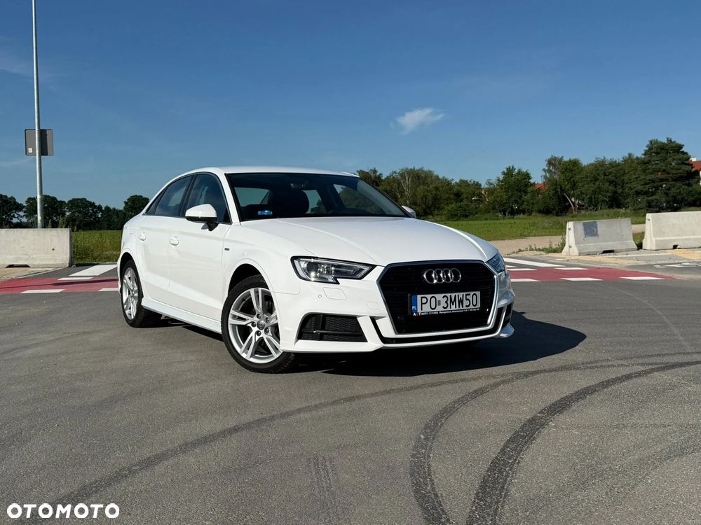 Audi A3 Limousine 35 TFSI S tronic - 1