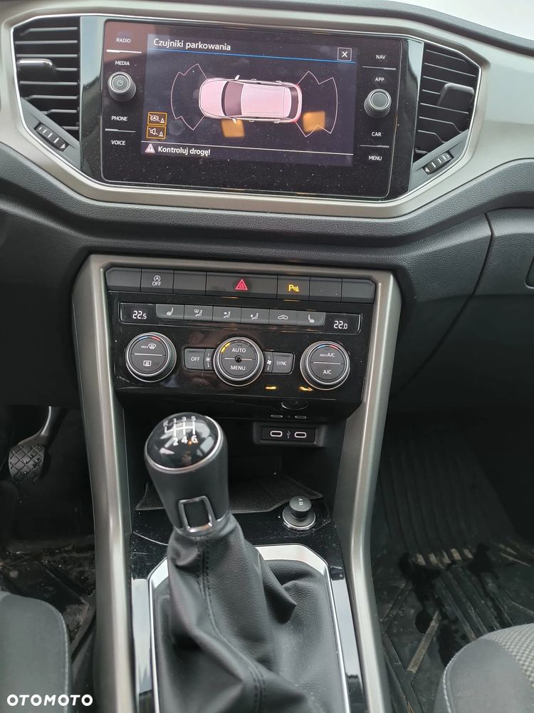 Volkswagen T-Roc - 14