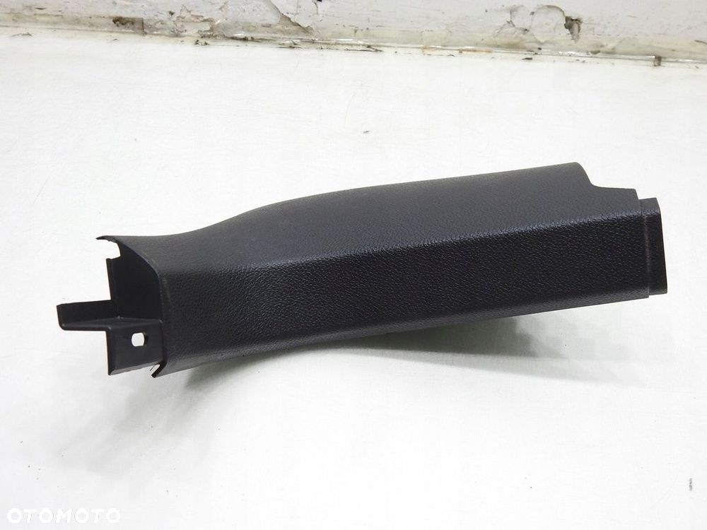 NAKŁADKA LISTWY PROGU PRAWA VW GOLF VI 1K1863484 - 2