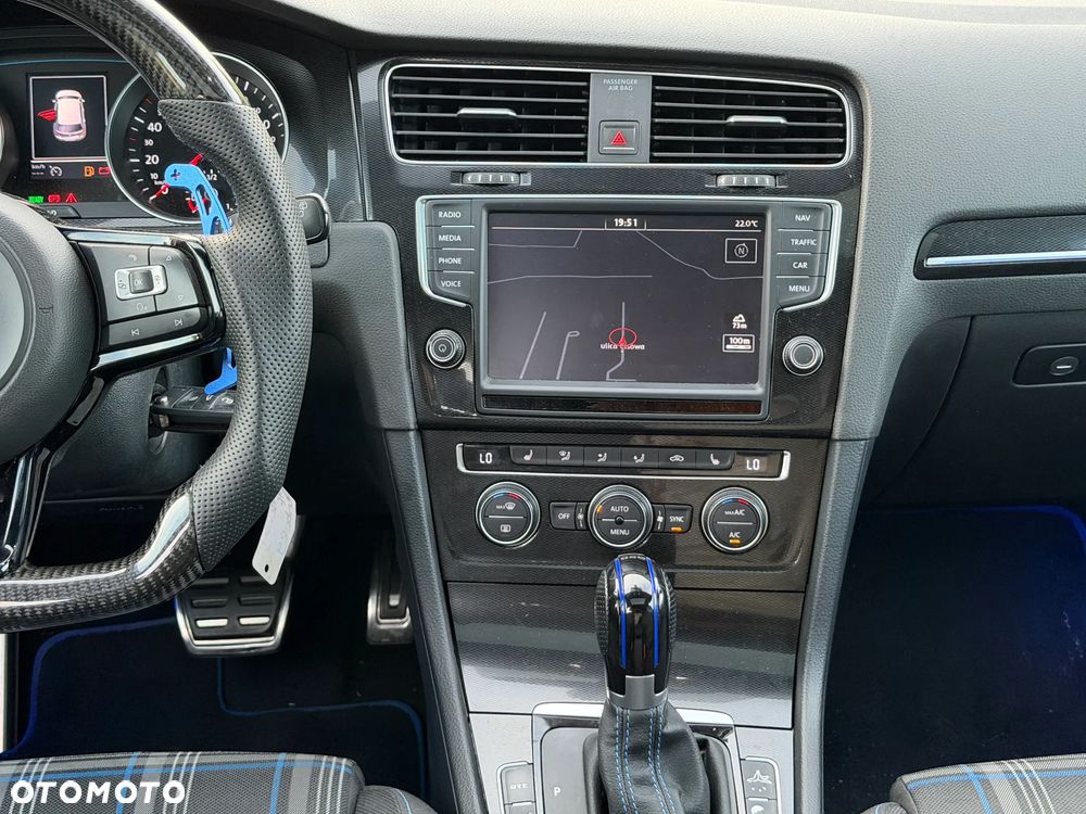Volkswagen Golf - 14