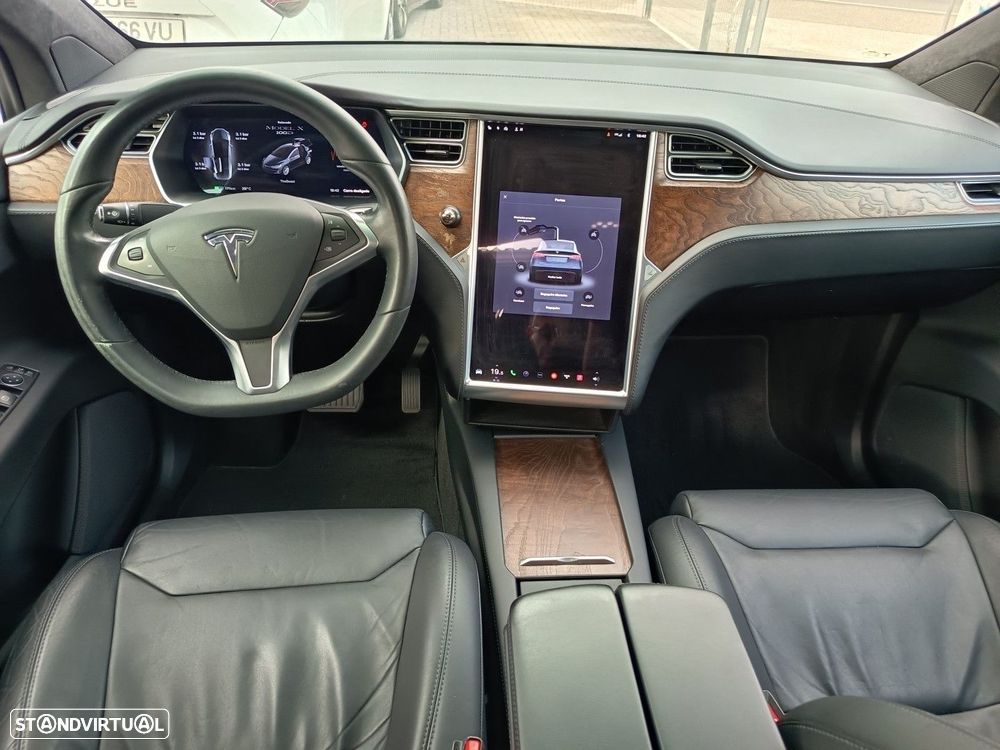 Tesla Model X 100D - 26