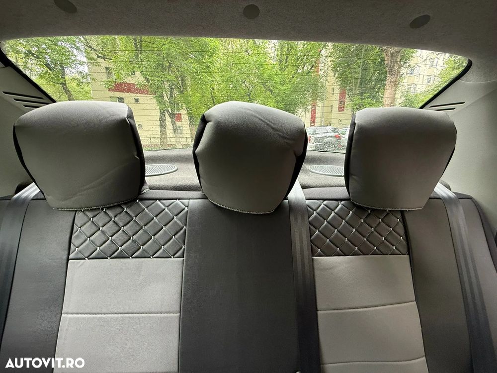 Dacia Logan 1.6 16V Prestige - 14