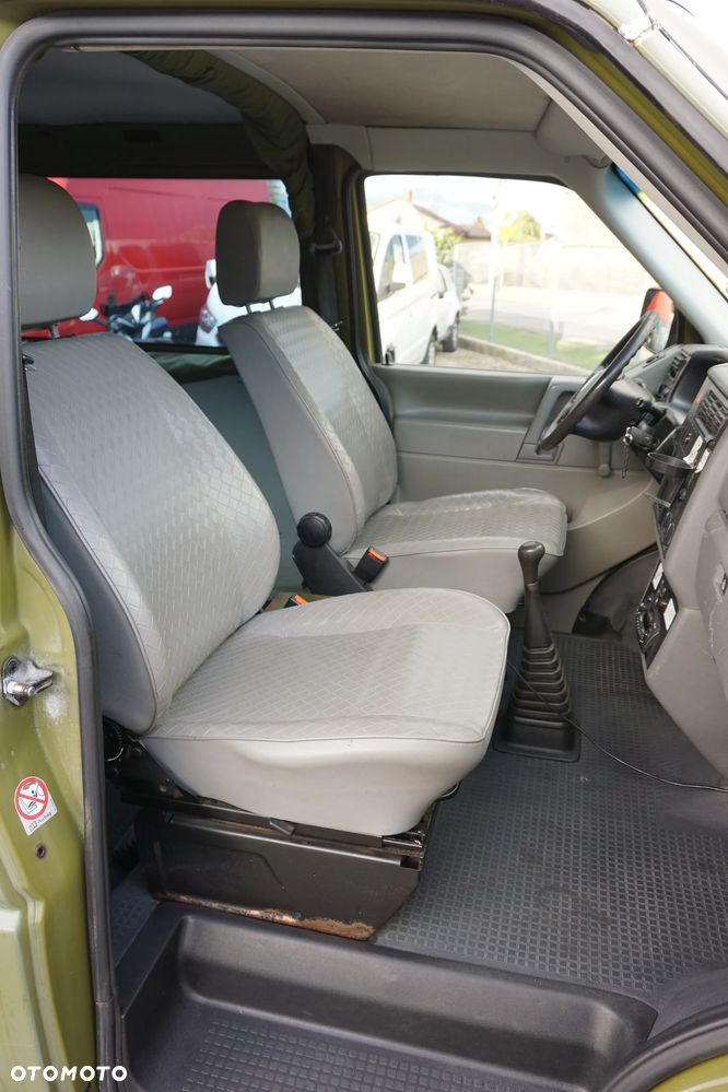 Volkswagen Transporter - 19