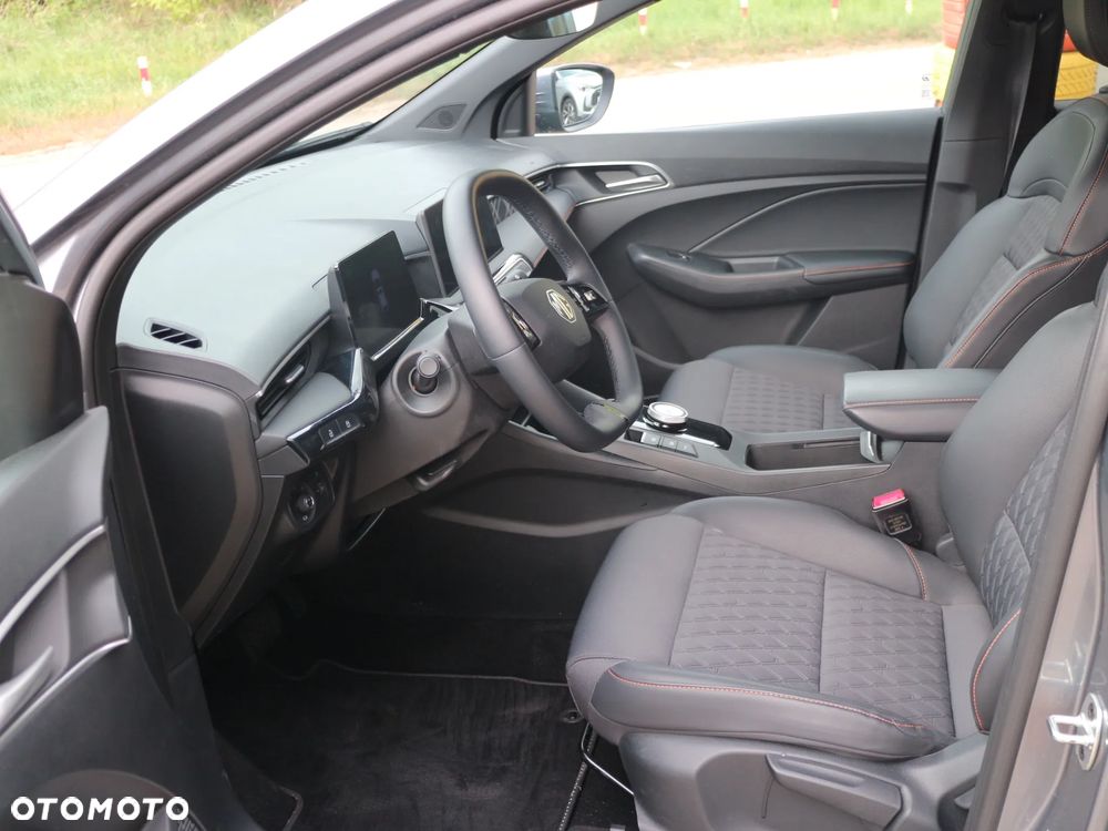 MG MG3 1.5 HEV+ Exclusive - 8