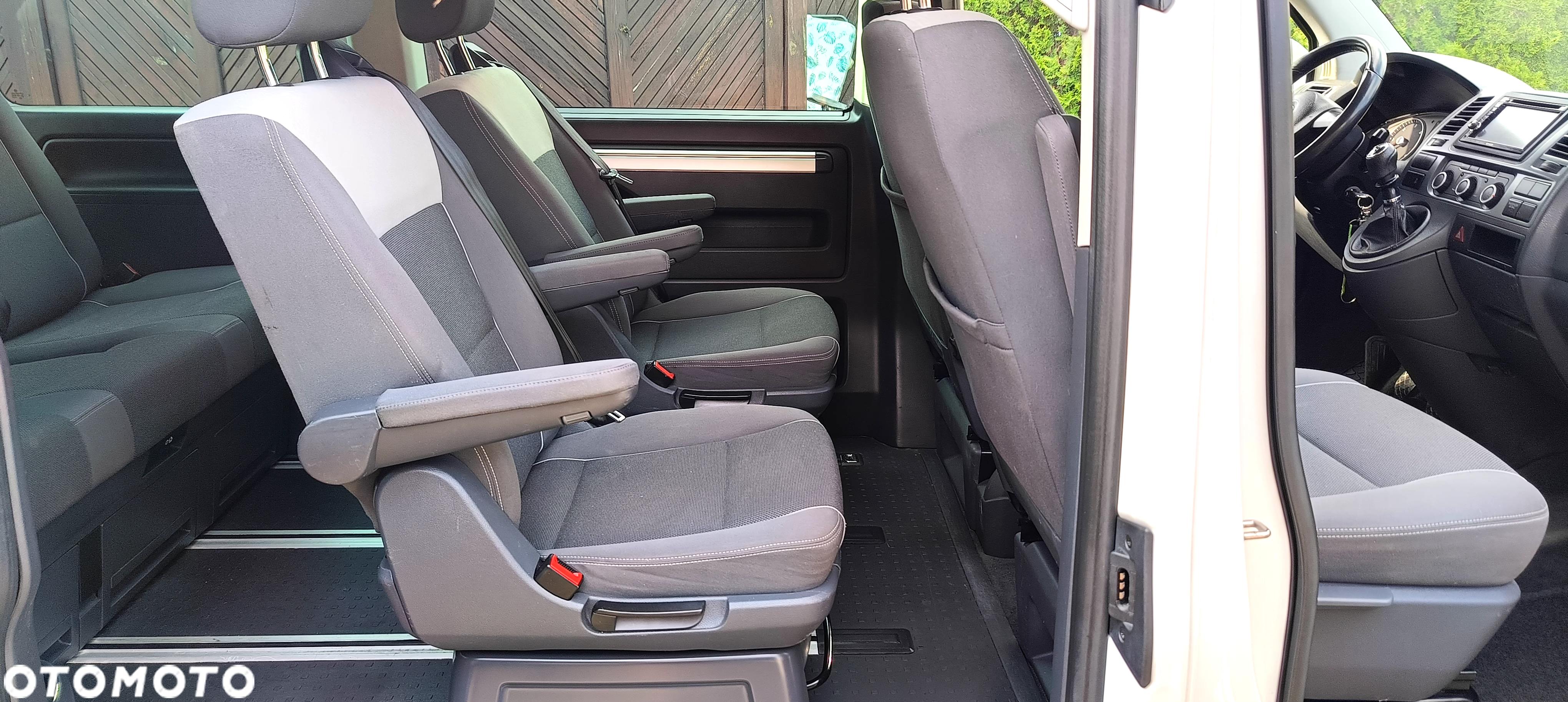 Volkswagen Multivan TDI L1 Comfortline - 15