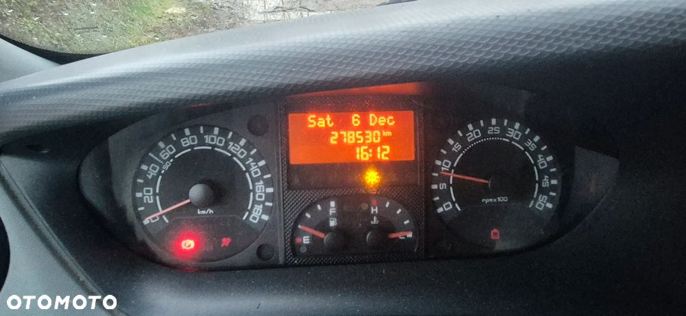 Iveco Daily goła rama - 8