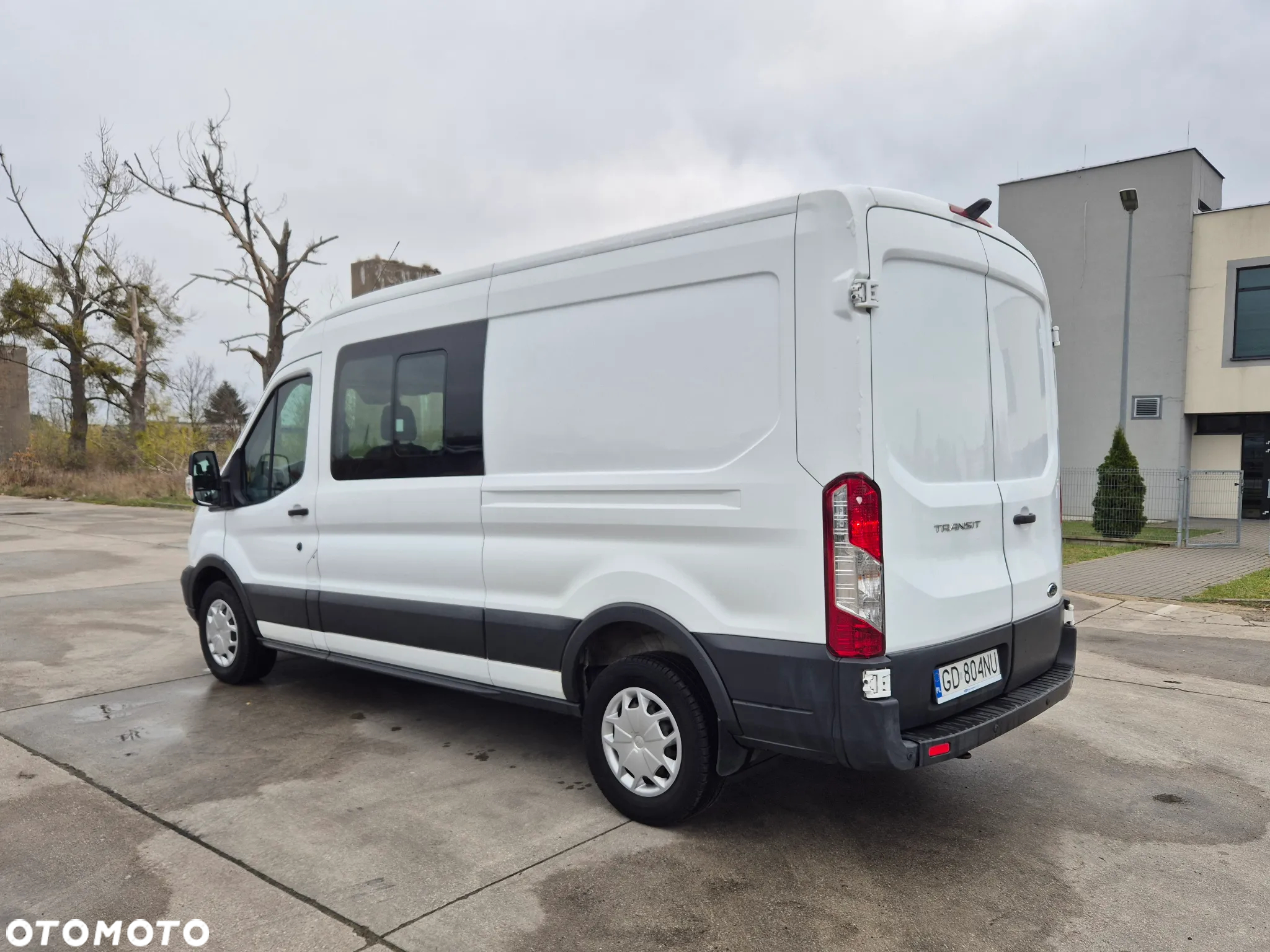 Ford Transit - 10