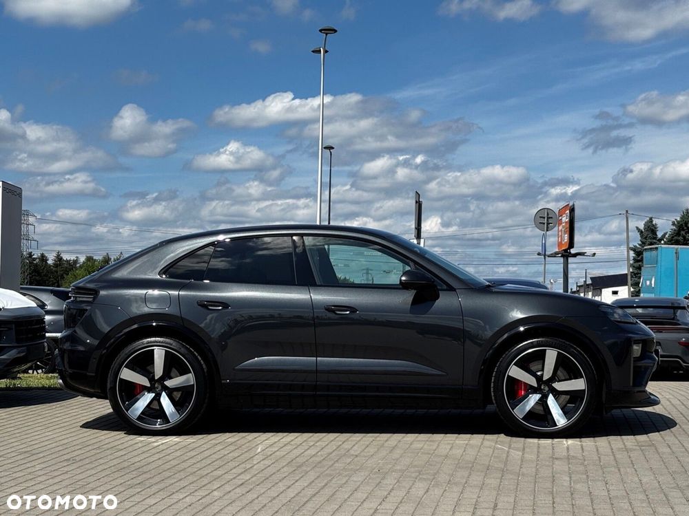 Porsche Macan - 14