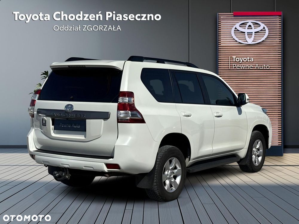 Toyota Land Cruiser - 6