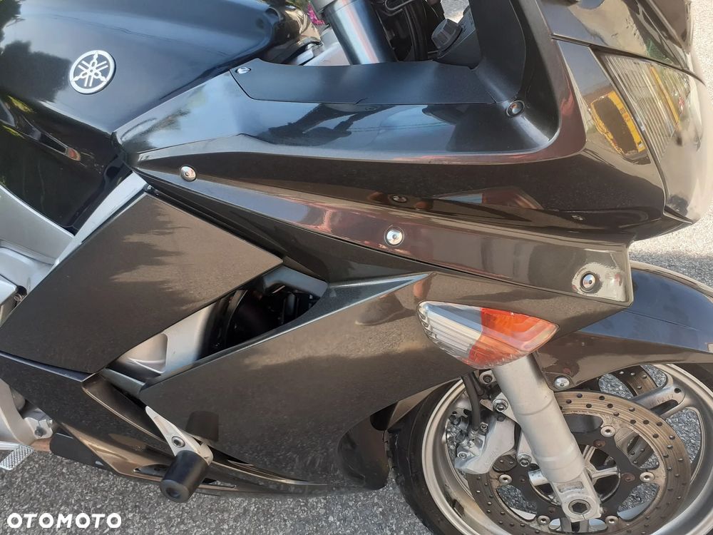 Yamaha FJR - 7