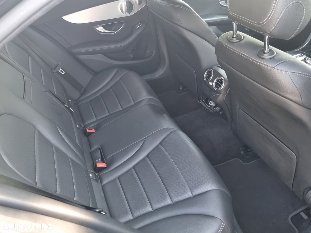 Mercedes-Benz C 220 d 4MATIC Aut - 17