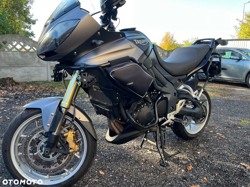 Triumph Tiger - 25