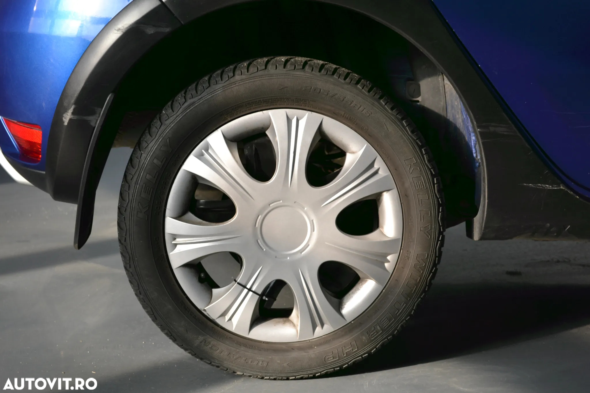 Dacia Sandero - 4