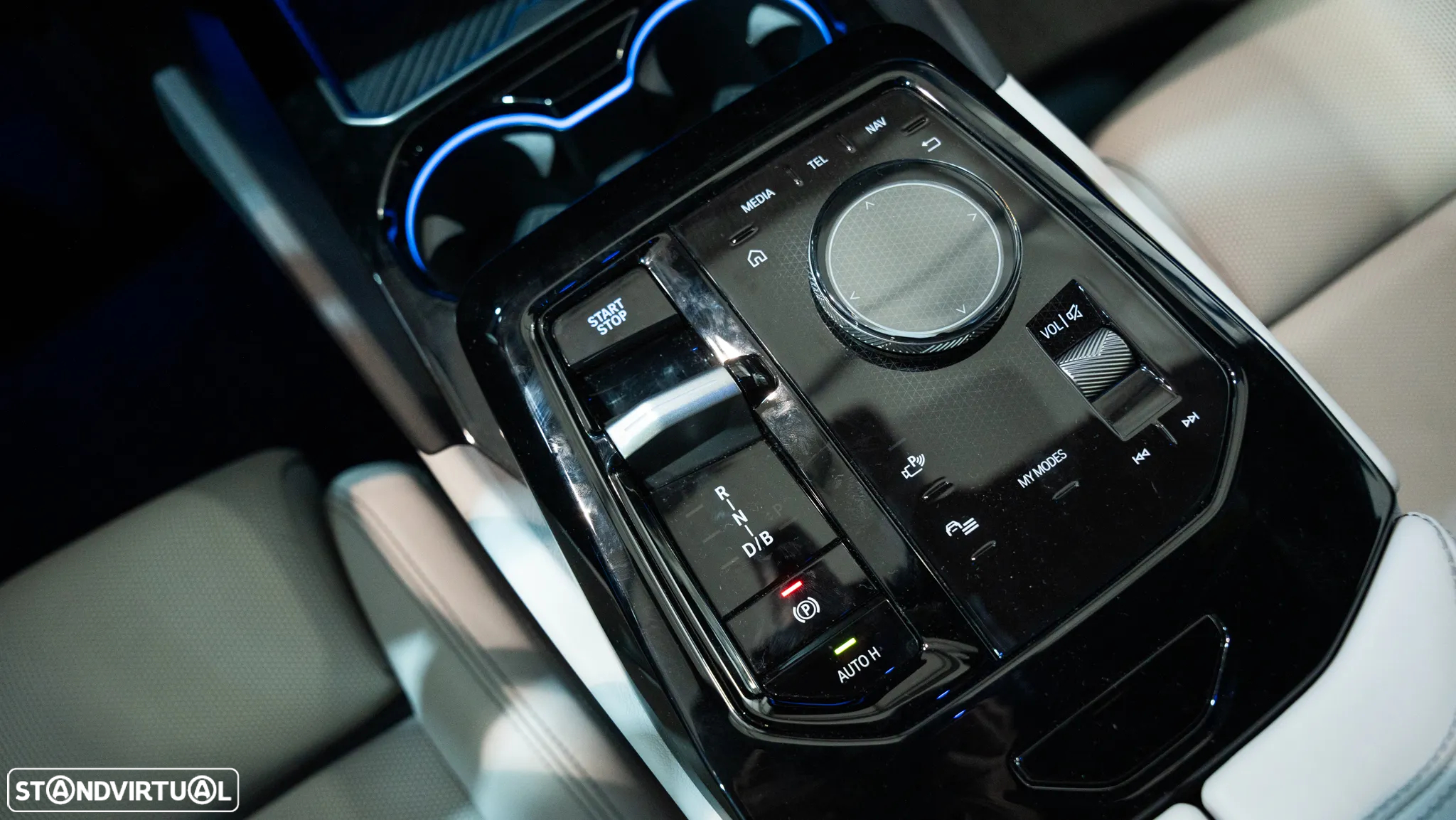 BMW i5 eDrive40 - 17