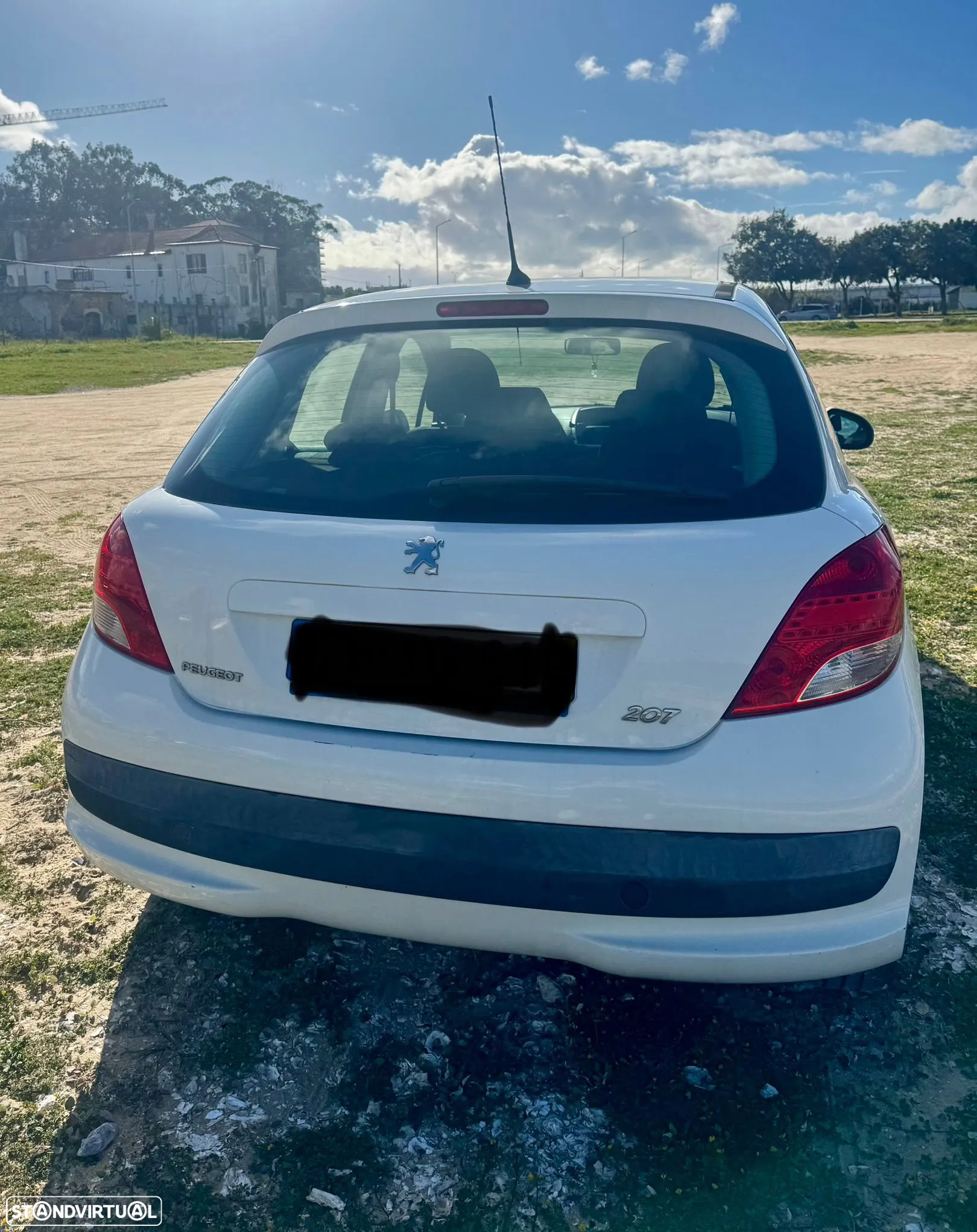 Peugeot 207 1.4 HDi WIP Nav - 6