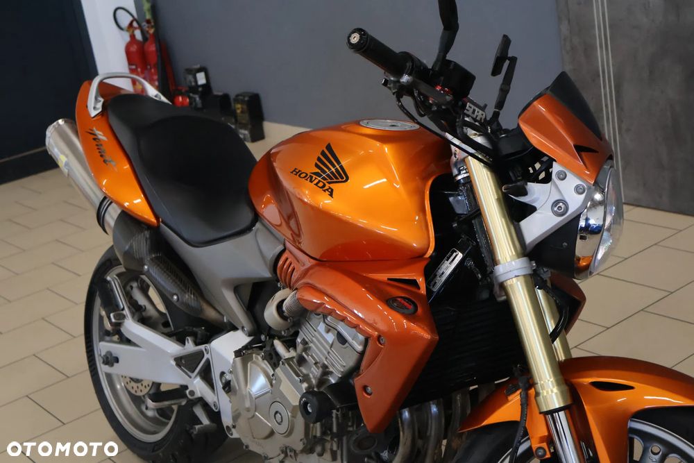 Honda CB - 1