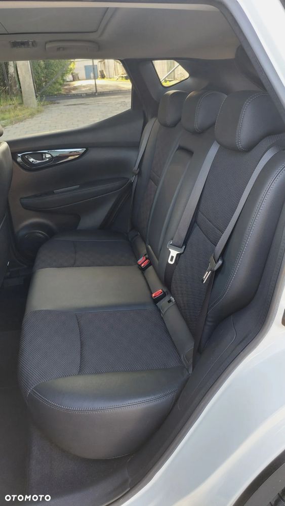 Nissan Qashqai 1.6 DCi Xtronic TEKNA - 15
