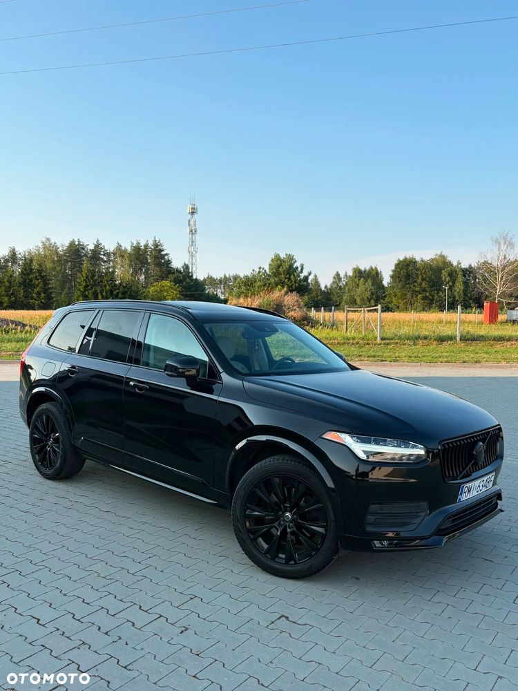 Volvo XC 90 - 9
