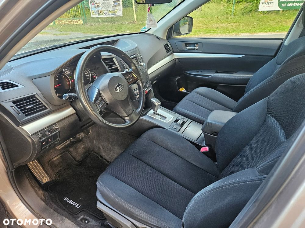 Subaru Outback - 11