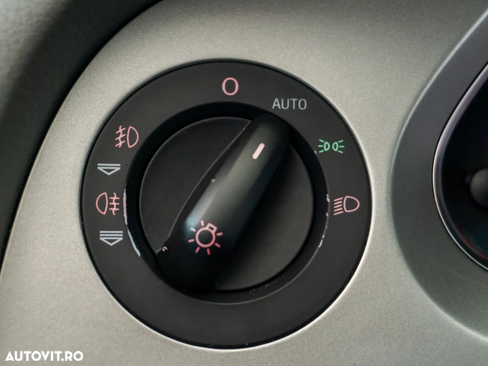 Audi A6 2.7 TDI DPF Avant quattro Aut - 21