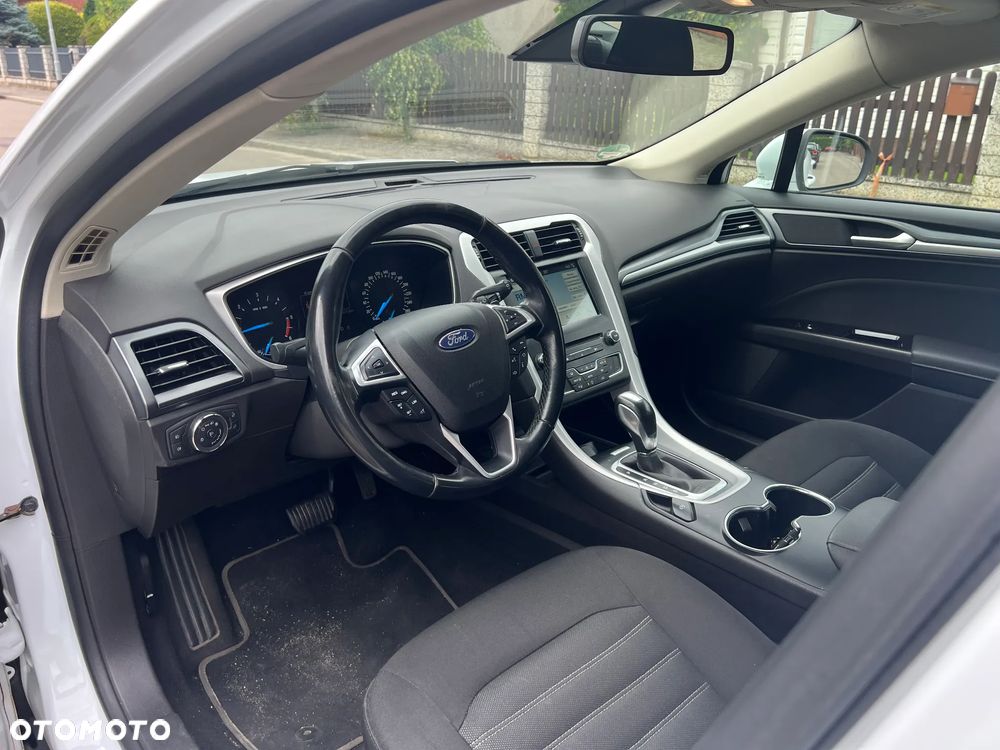 Ford Mondeo - 16