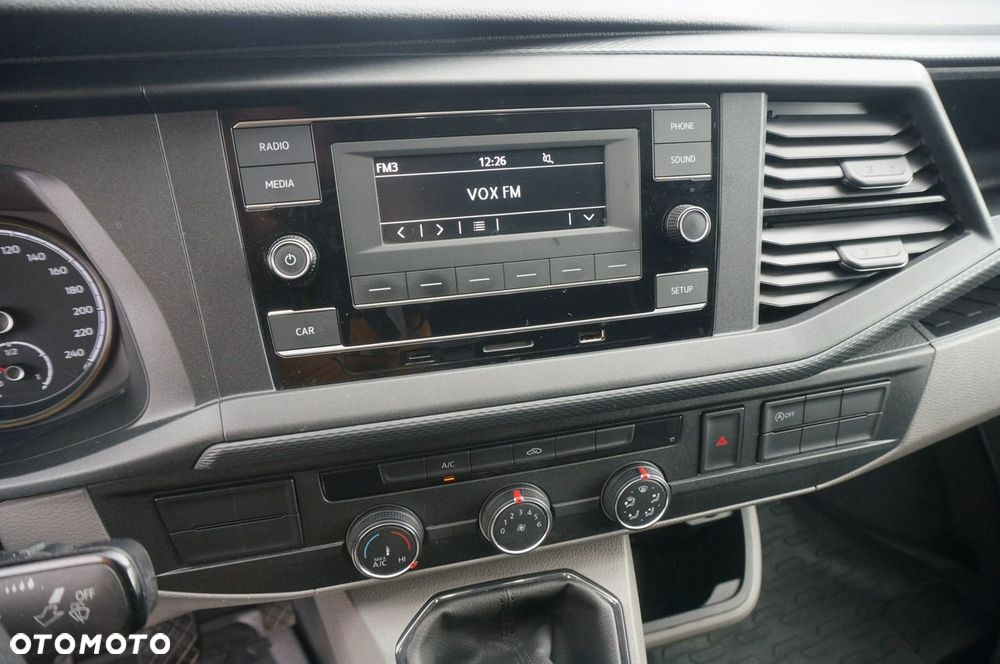 Volkswagen Transporter - 17