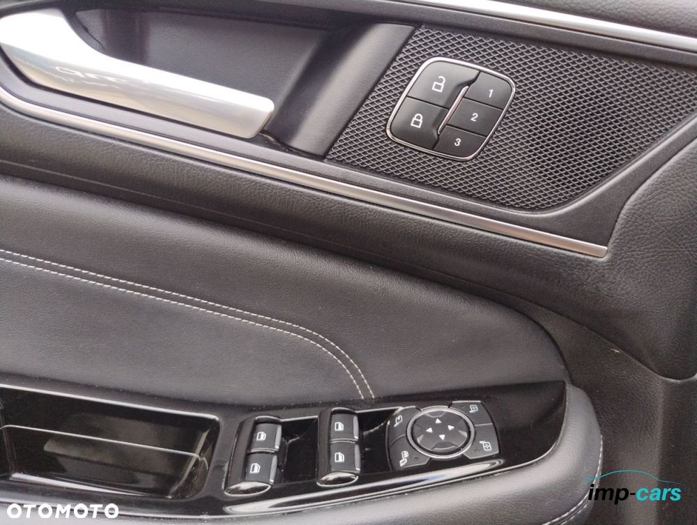 Ford S-Max - 18