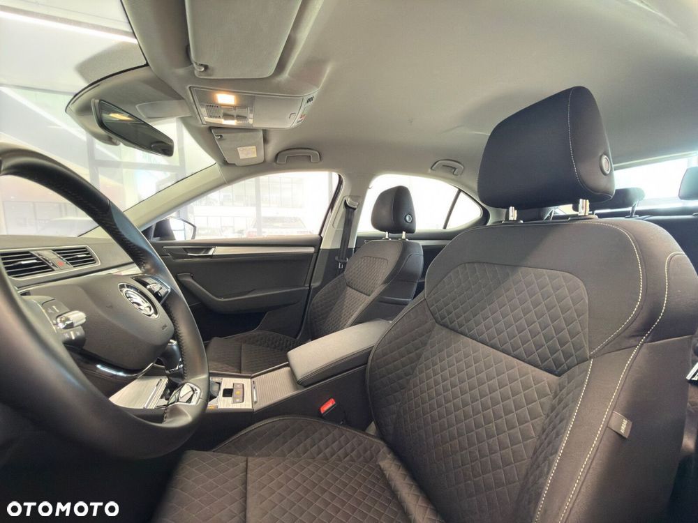 Skoda Superb 1.5 TSI Ambition DSG - 19
