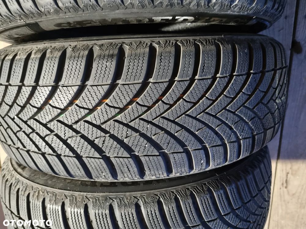 Opony Semperit Speed-Grip 5 205/55R16 91H 2021r.4x8mm super stan - 4