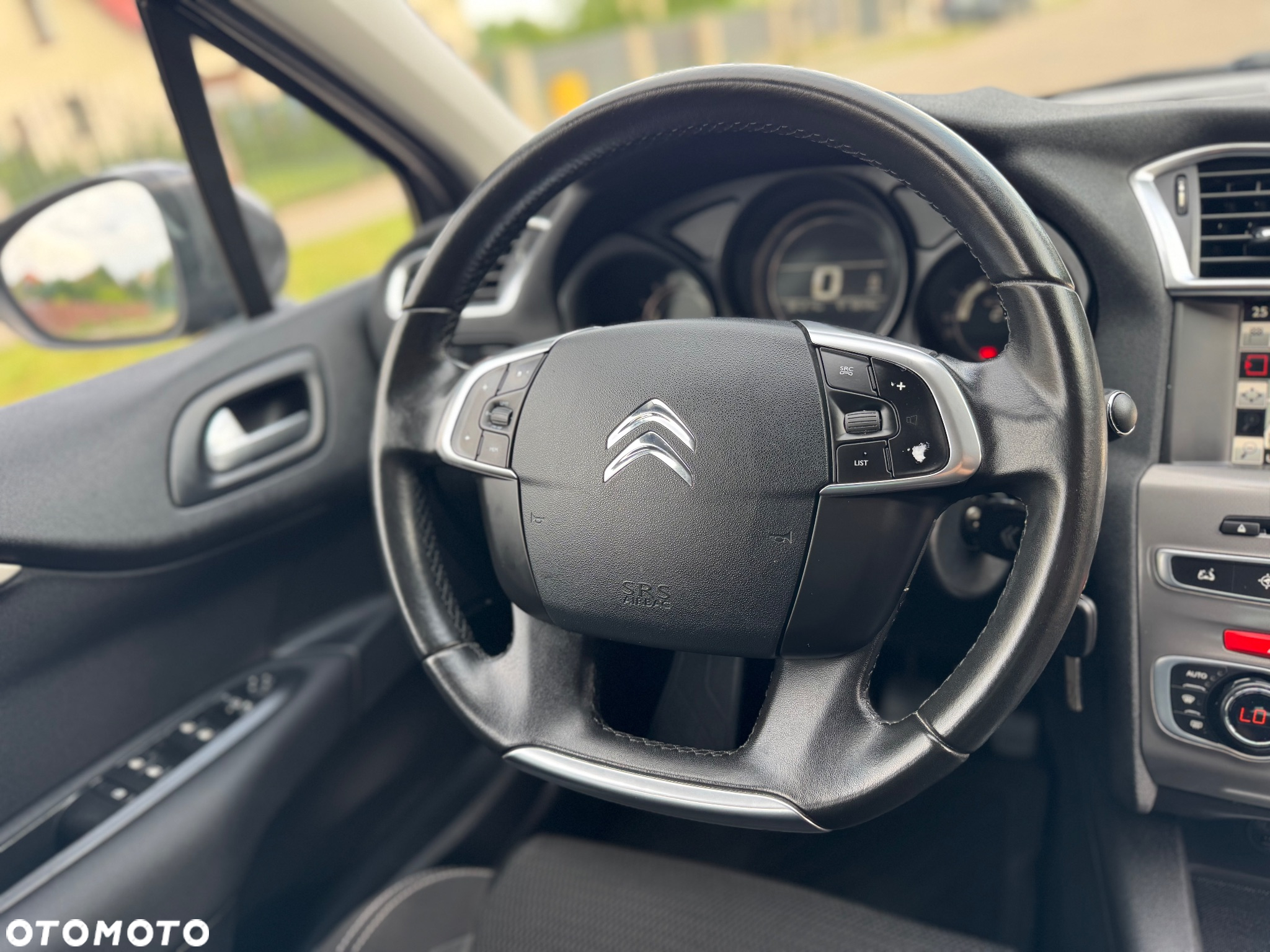 Citroën C4 1.6 HDi Exclusive - 28