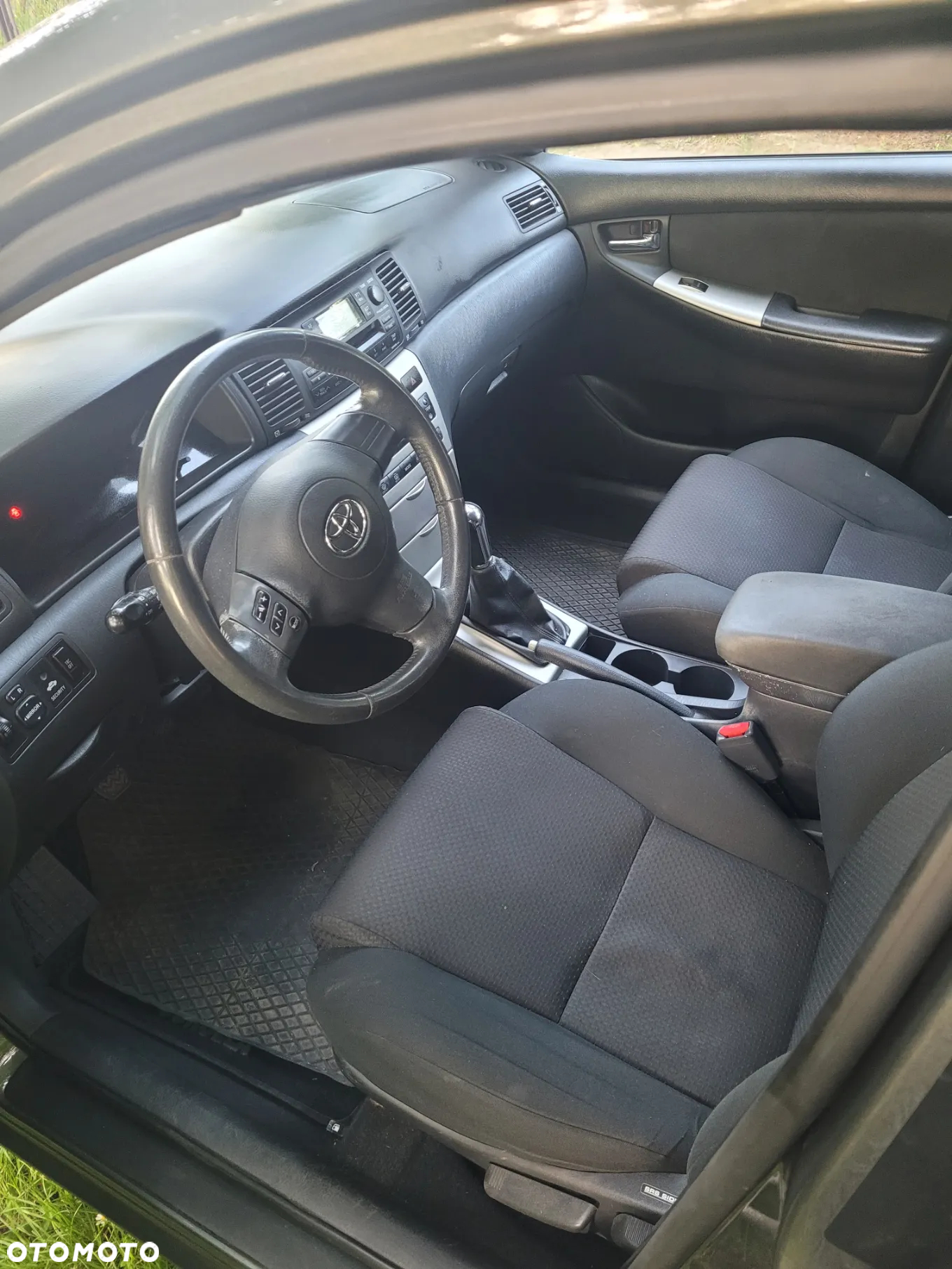 Toyota Corolla - 15