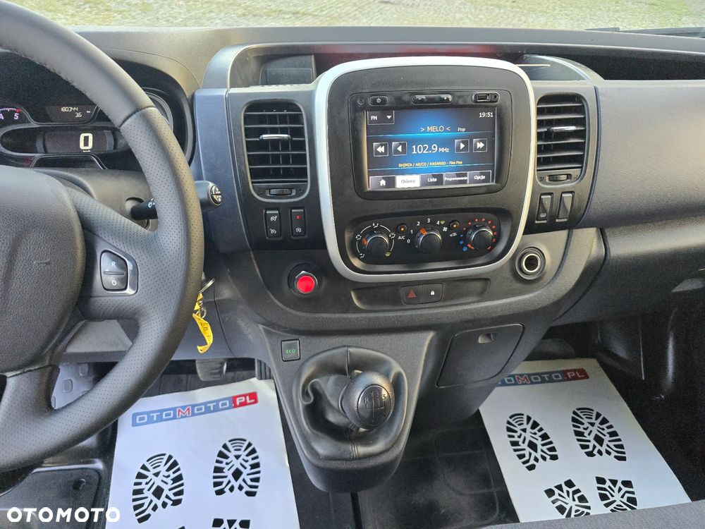 Opel Vivaro - 20