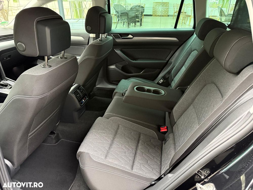Volkswagen Passat - 7