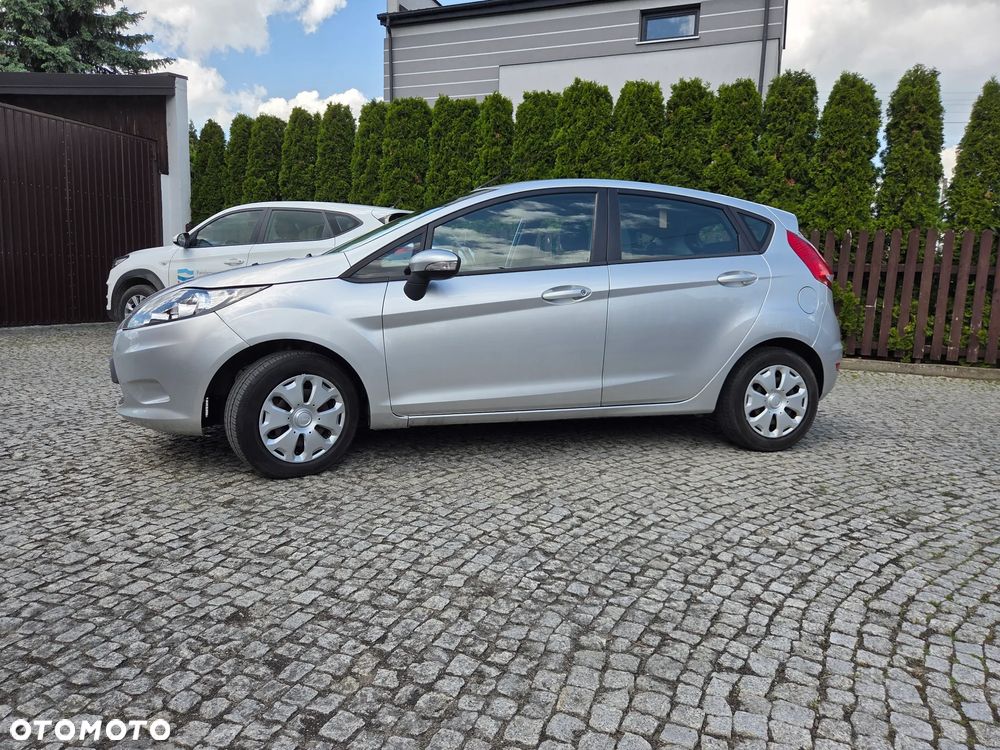 Ford Fiesta 1.25 SYNC Edition - 2