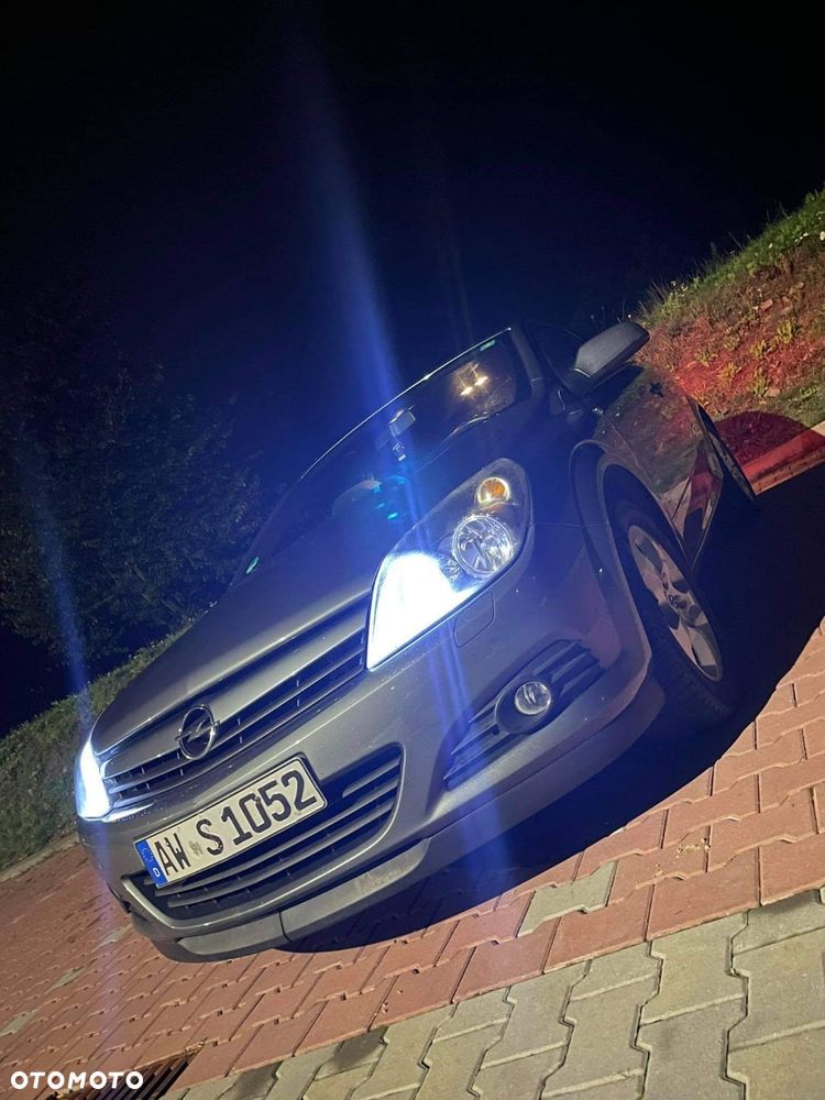 Opel Astra - 1