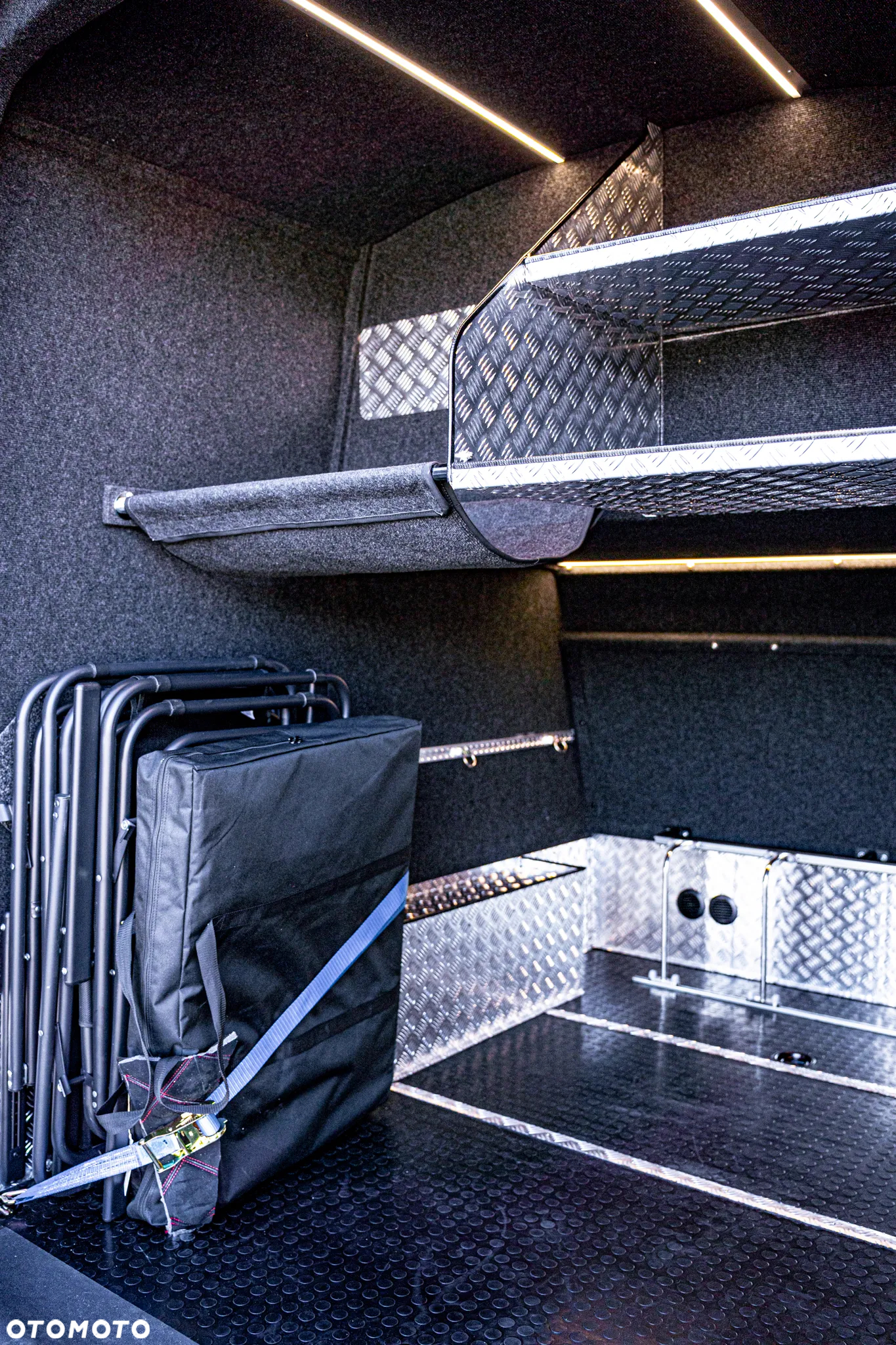 Mercedes-Benz Sprinter - 35