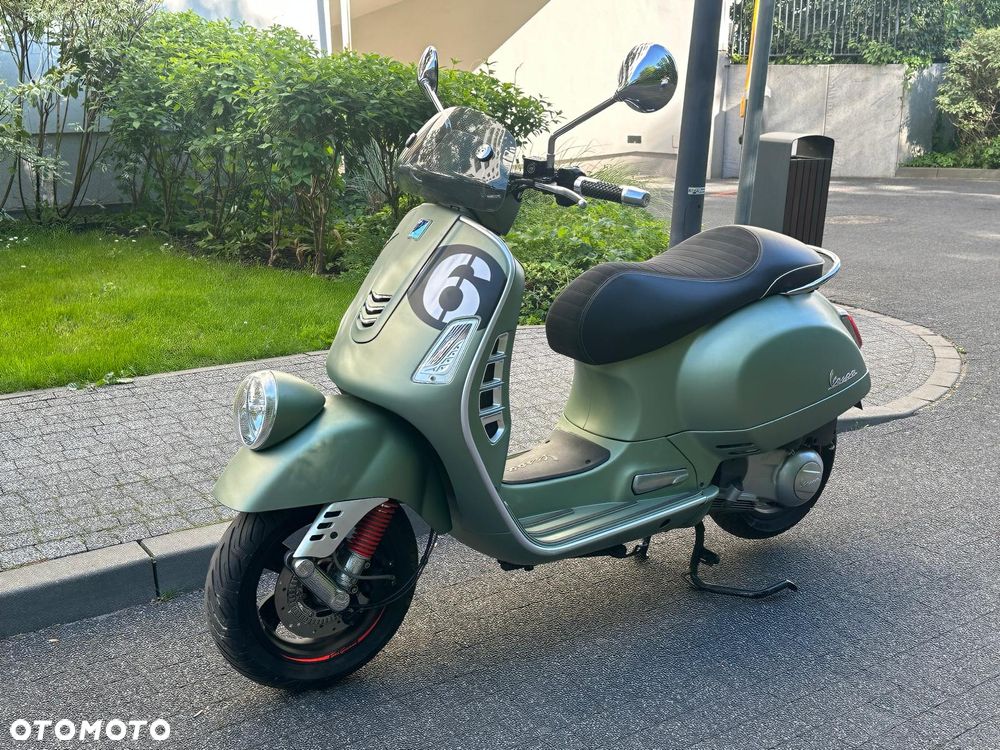 Piaggio Vespa - 1