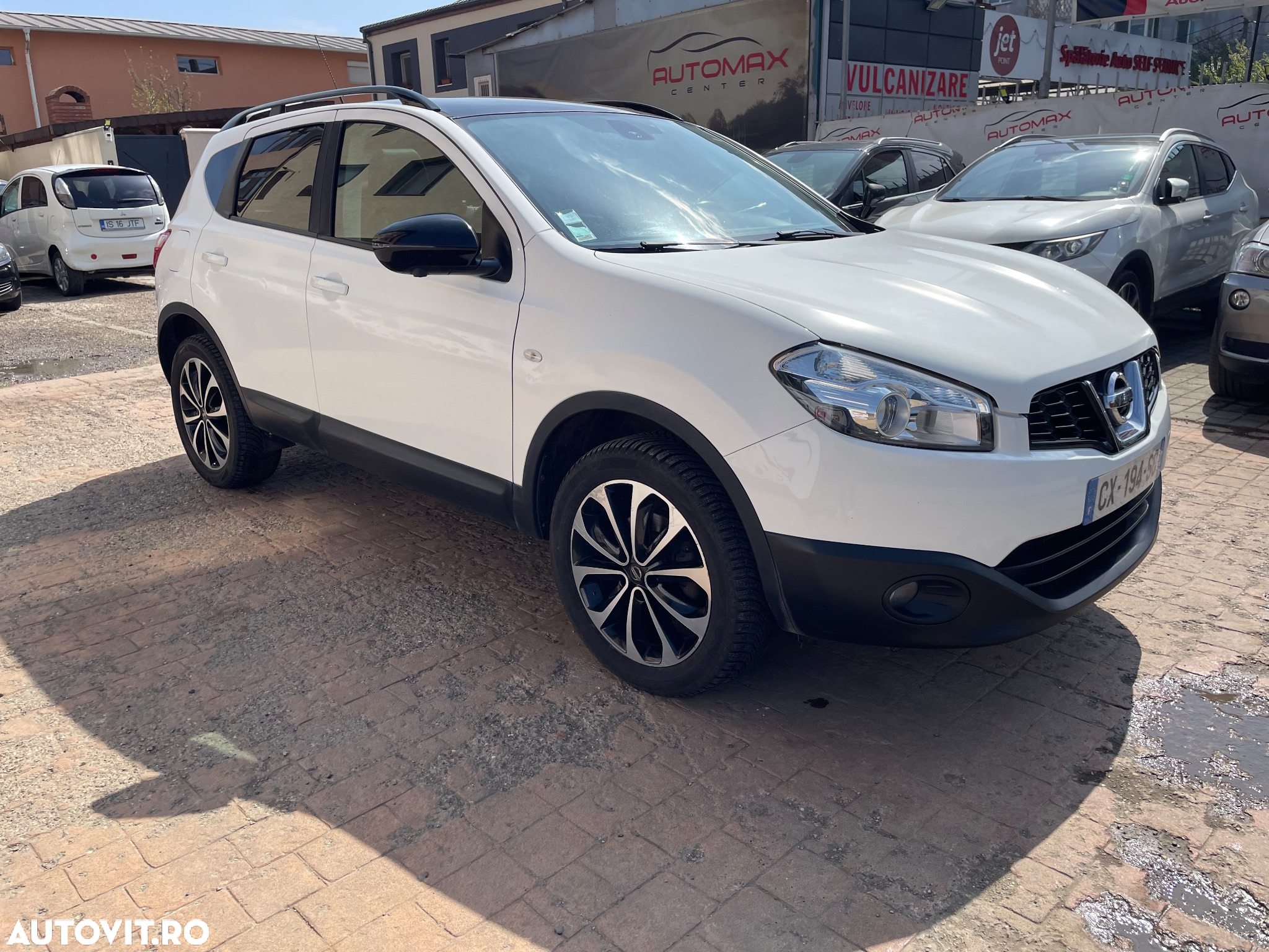 Nissan Qashqai 1.5 DCI Start/Stop N-Connecta - 2