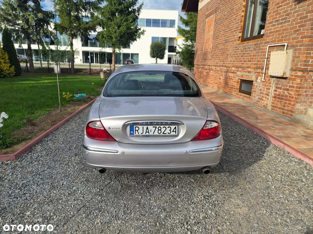 Jaguar S-Type - 3