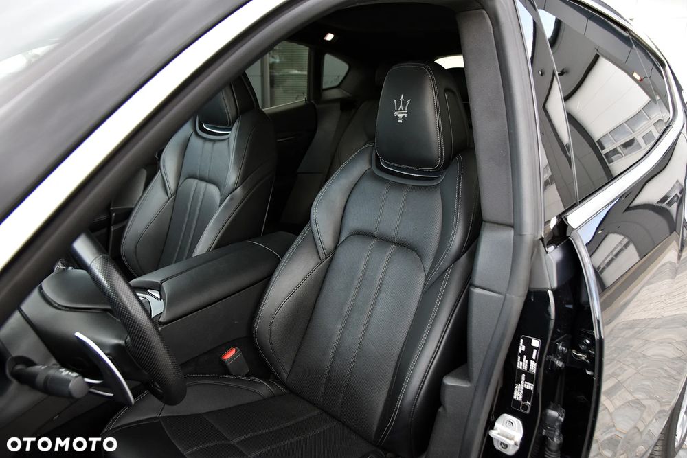 Maserati Levante S Q4 - 15