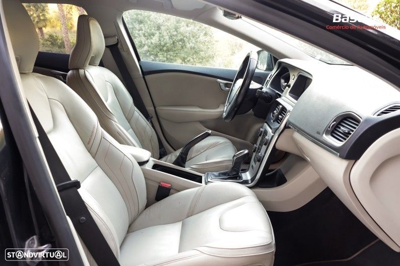 Volvo V40 Cross Country 1.6 D2 VOR Powershift - 12