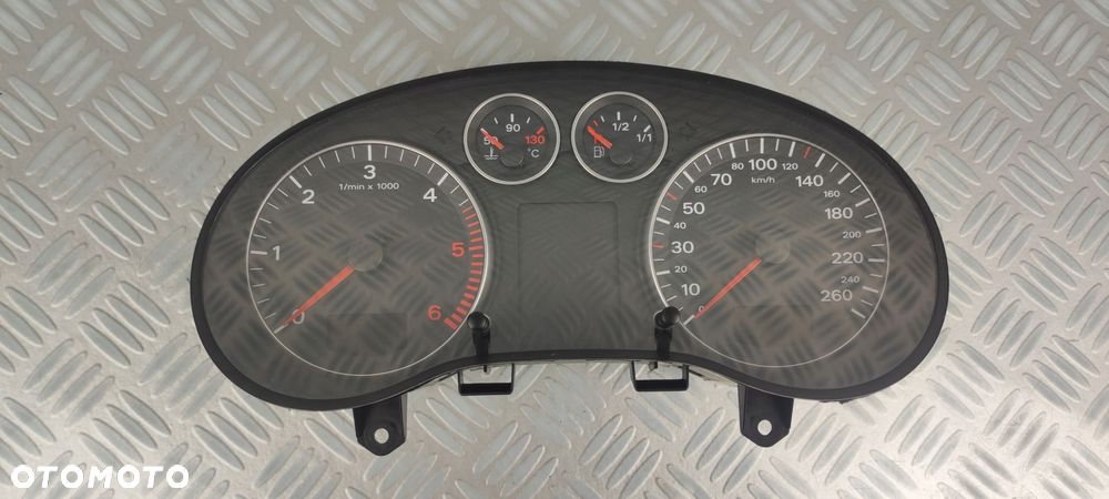 8P0920900K licznik zegary prędkościomierz AUDI A3 8P 1,9 TDI EUROPA - 1
