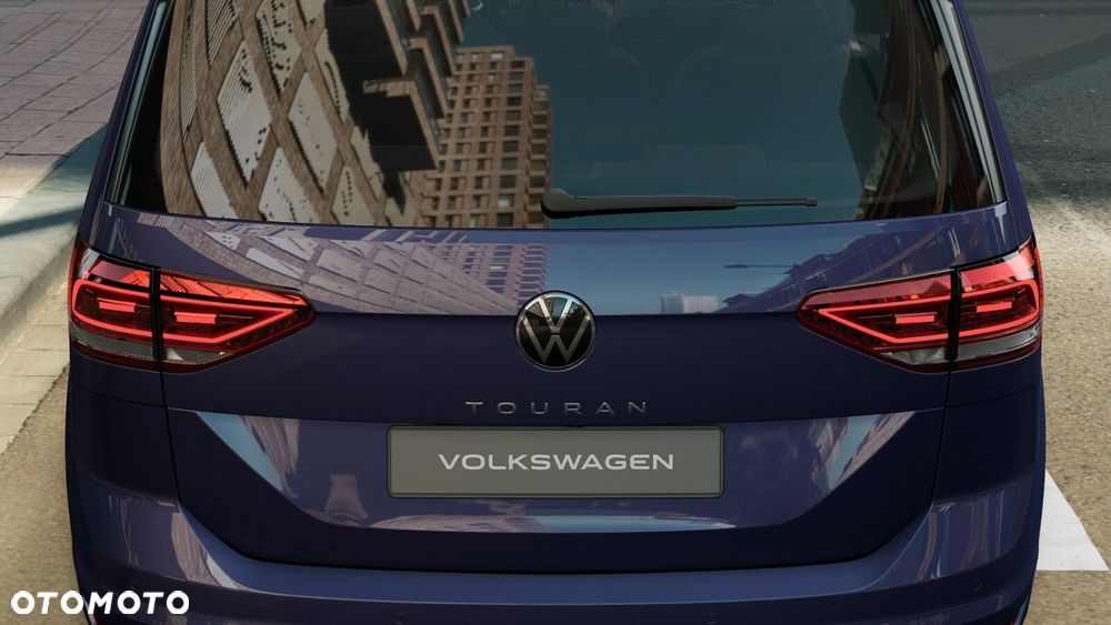 Volkswagen Touran - 11