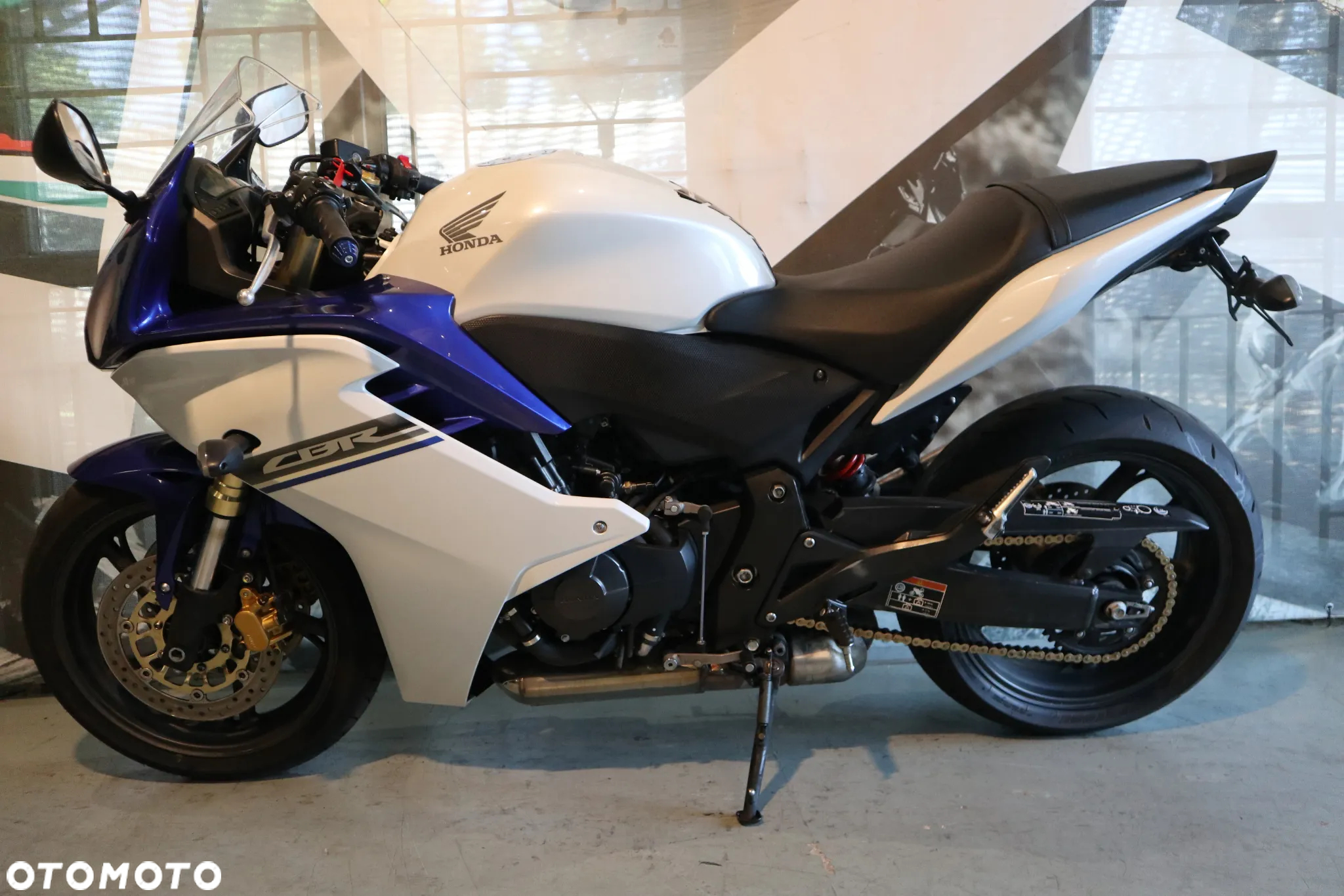 Honda CBR - 4