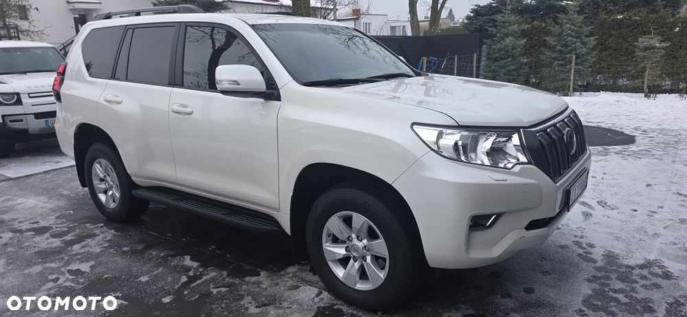 Toyota Land Cruiser LC 2.8 D-4D Prado - 2