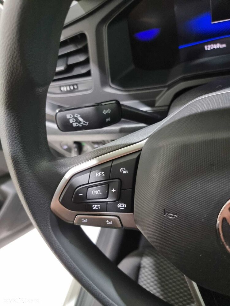 Volkswagen Polo - 24