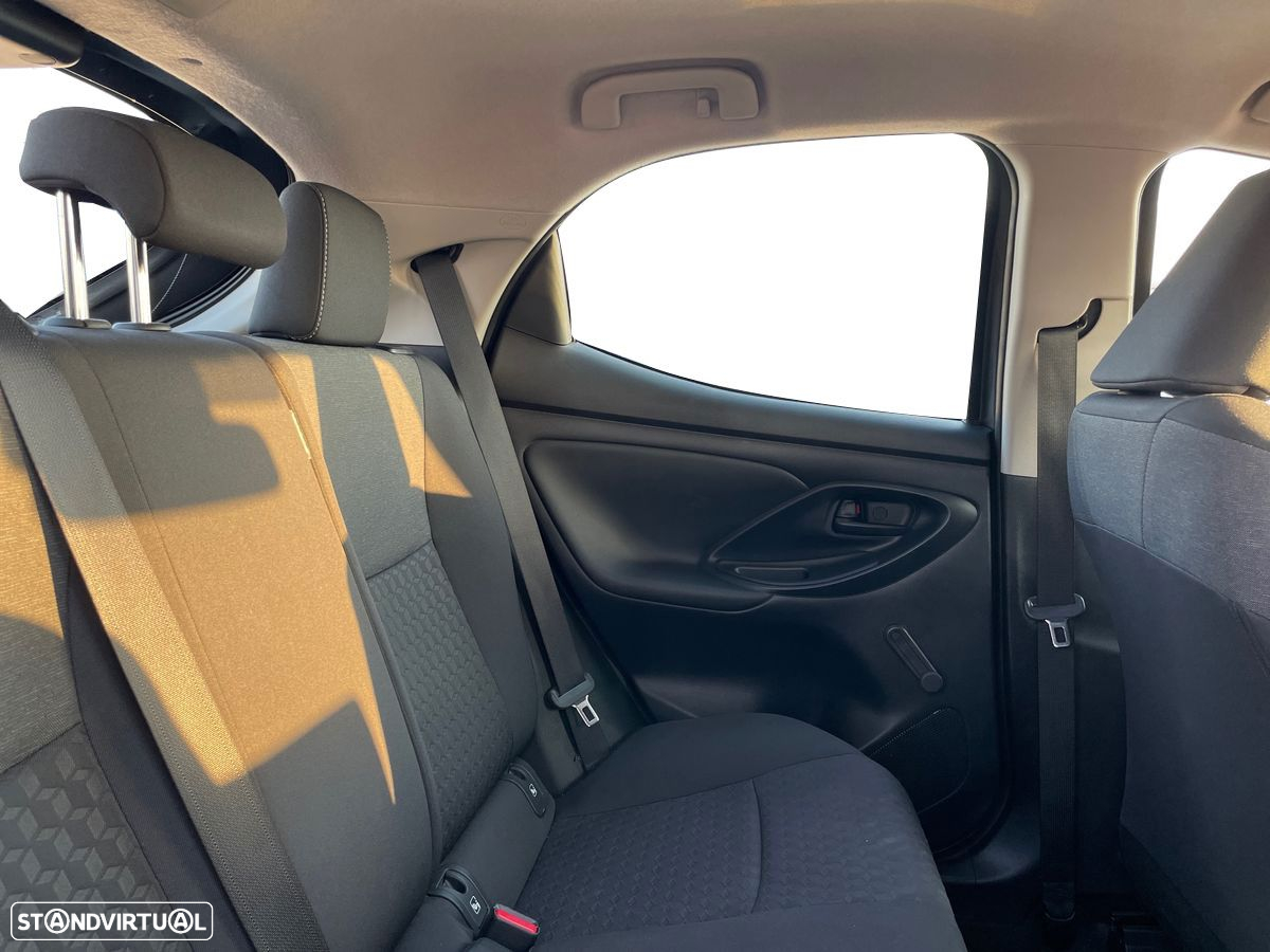 Toyota Yaris 1.0 VVT-i Comfort Plus - 7