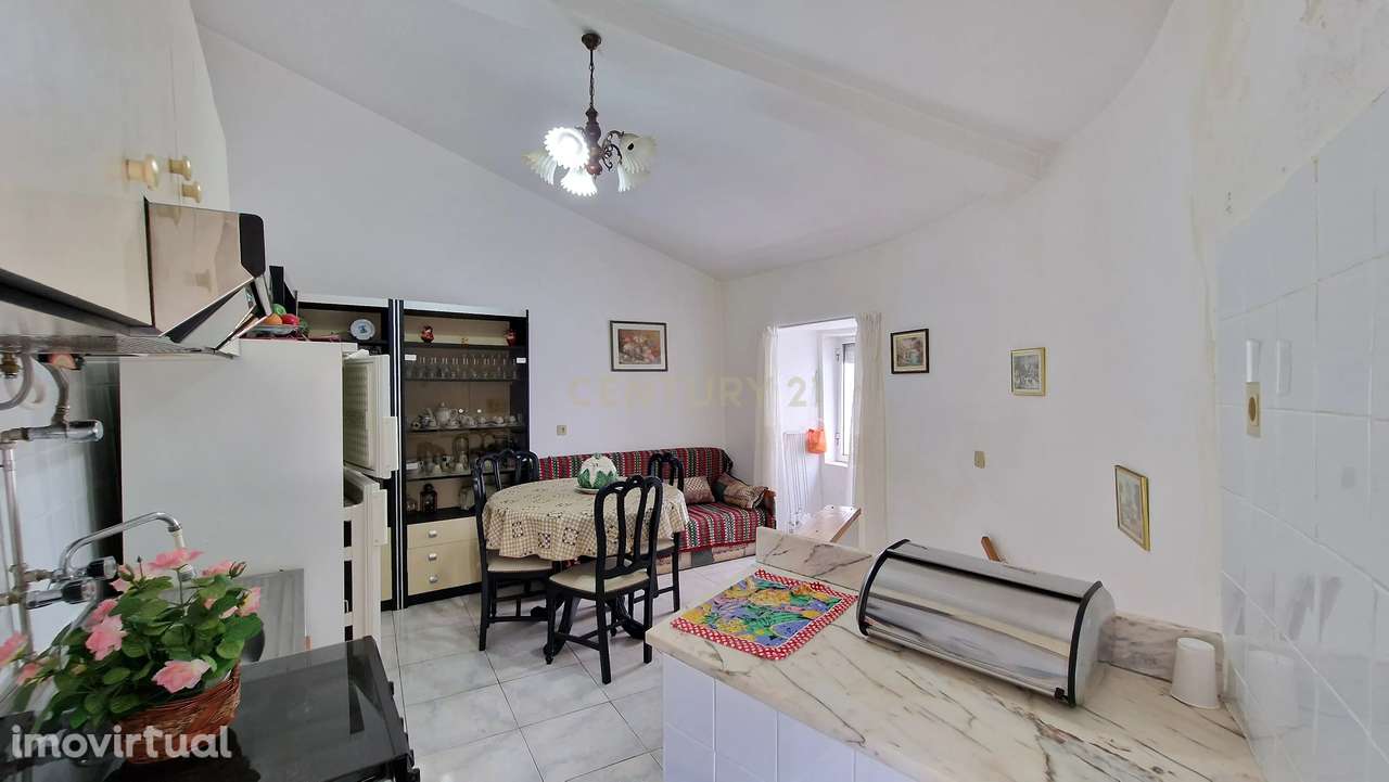 Moradia localizada em Sazes da Beira perto da Serra da Estrela! - Grande imagem: 2/11